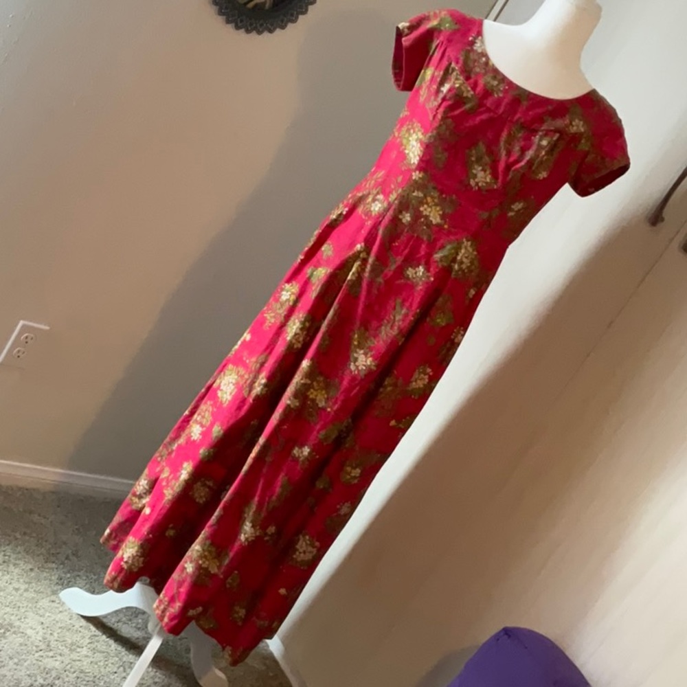Beautiful Vintage Royal Hawaiian dress